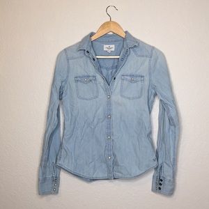 Light AE Denim Button Down Long Sleeve